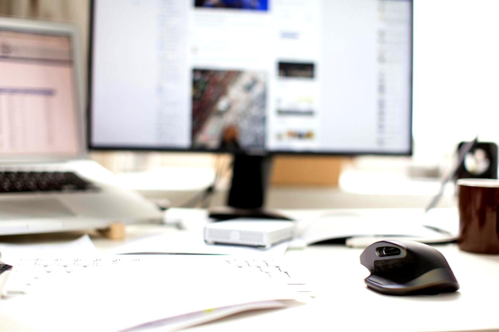 Moderne Finanzanalyse Arbeitsplatz